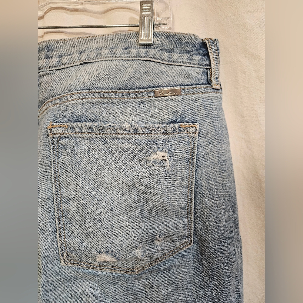 💙 KanCan Women's Distressed Blue Straight Leg Jeans - Picture 6 of 6